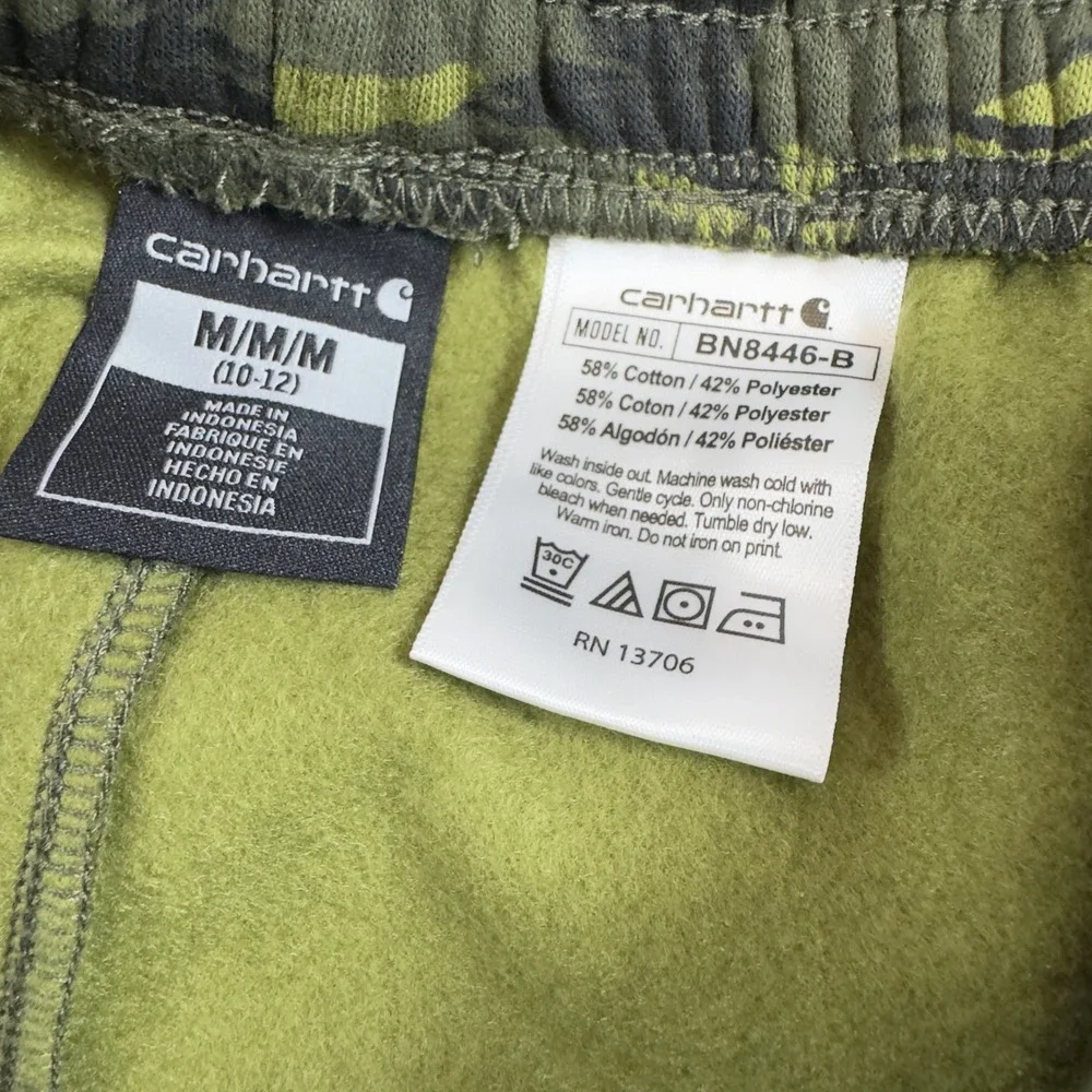 Carhartt Kids CK8446 Logo Fleece Camo Sweatpants - Green Camo Medium (10/12) NEW
